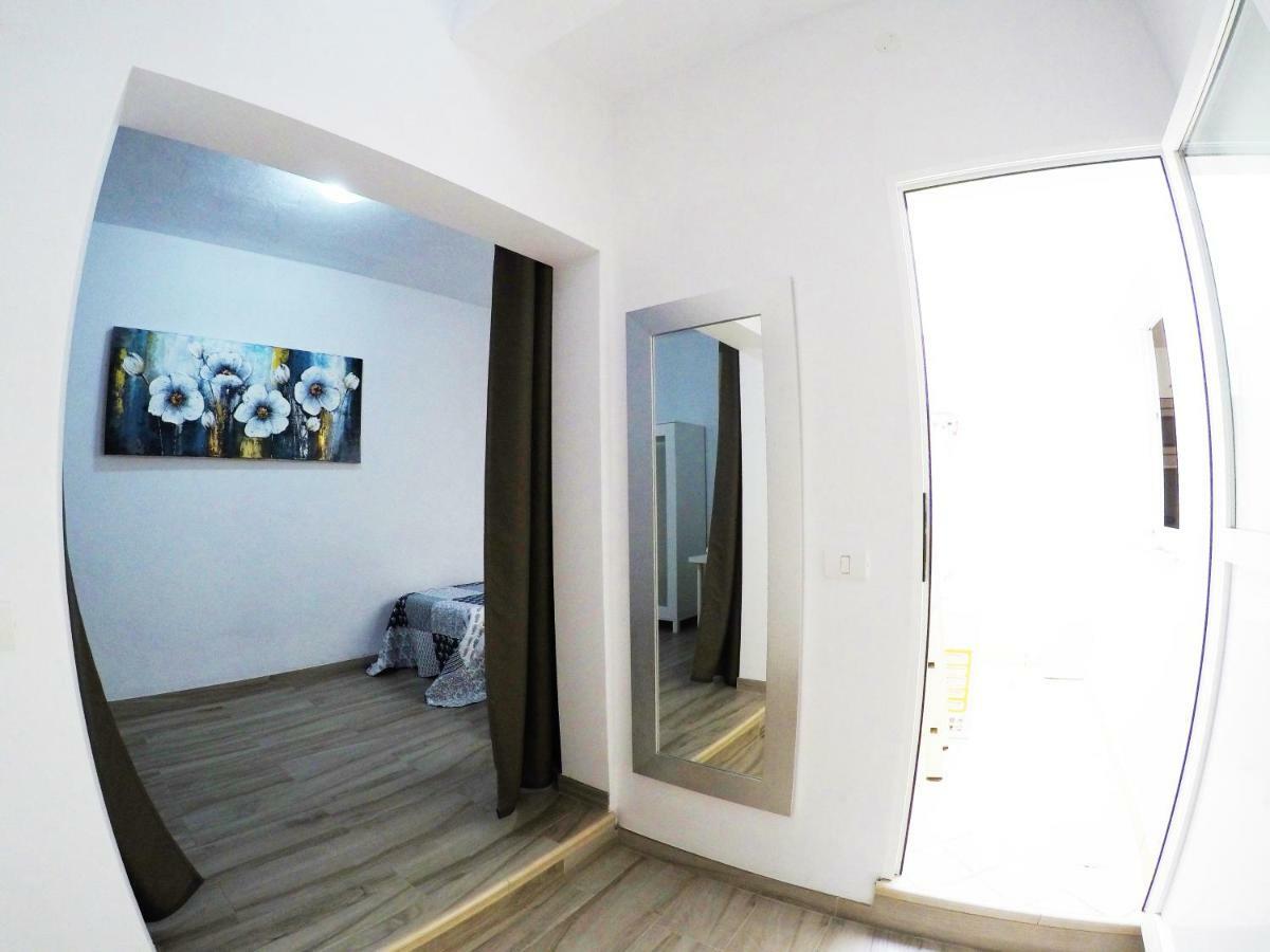 Apartamentos Ainara 산타크루스데 테네리페 외부 사진